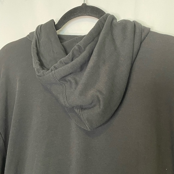 Adidas/ Men’s black hooded sweatshirt​​​​​​​ - Picture 2 of 5